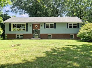 26 Woods Rd, Cold Spring, NY 10516