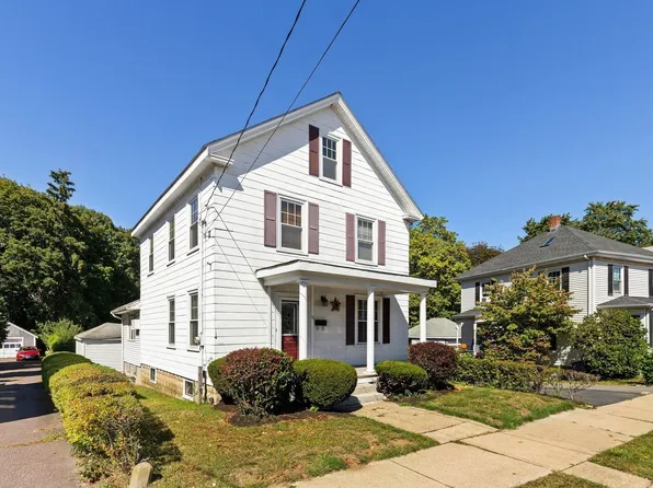 13 Lynnfield St, Peabody, MA 01960