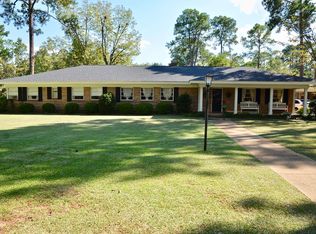 1808 Whispering Pines Rd, Albany, GA 31707