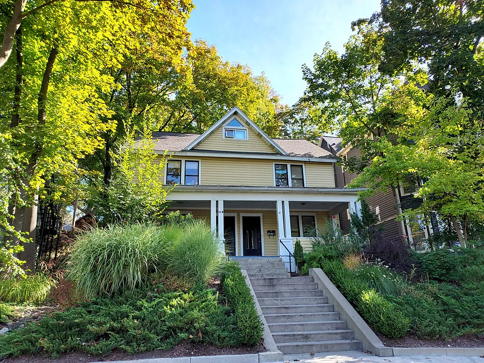 113 Dewitt Pl