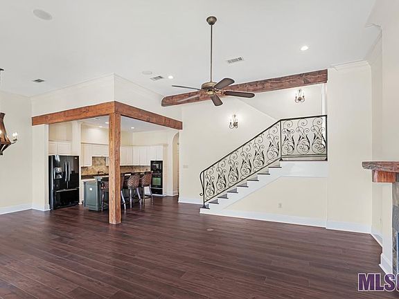 4th image of 2433 Dawsons Creek Ln