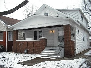 1st image of 1312 S Bedford Ave