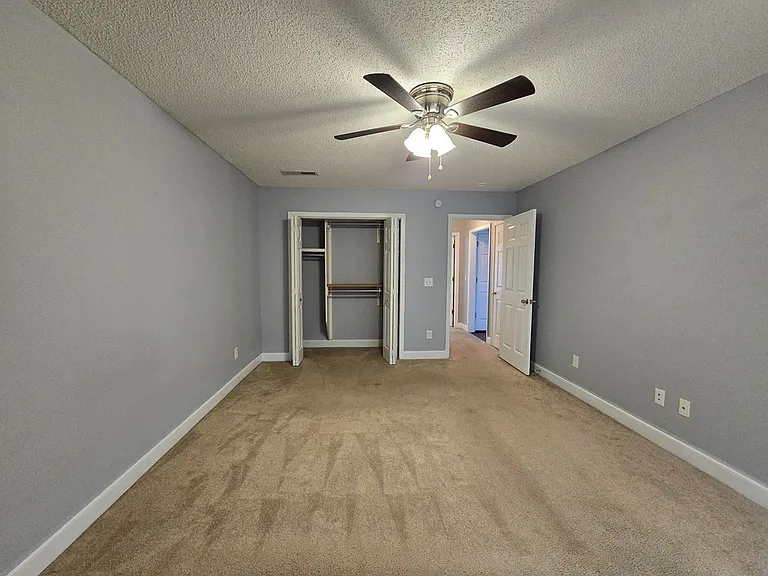 3563 Beacon Dr — Photo 17