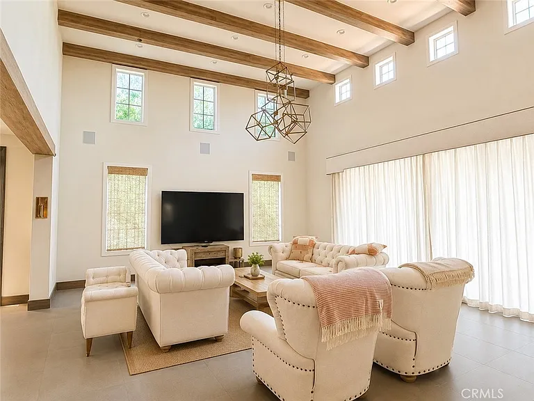 119 Sunset Cv — Photo 4