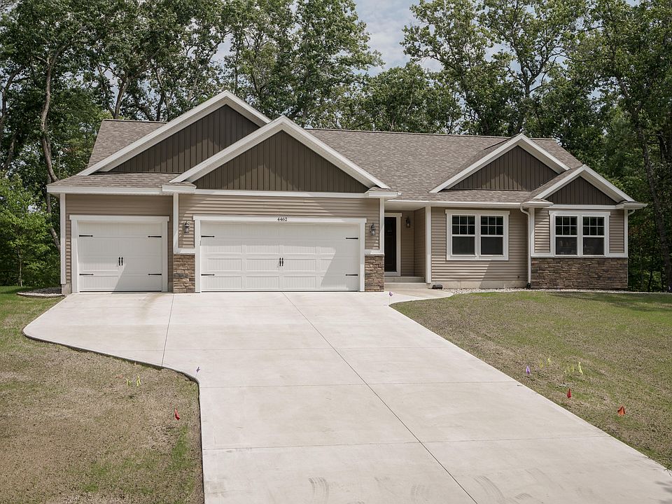 1st image of 4462 Manchester Ln