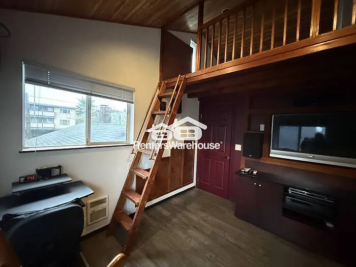 6514 Phinney Ave N #C — Photo 12