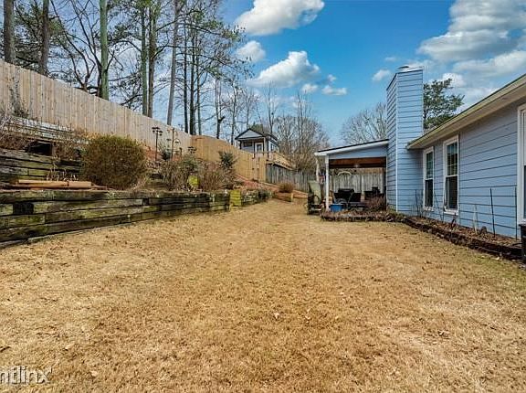5th image of 600 Sterling Pointe Ct