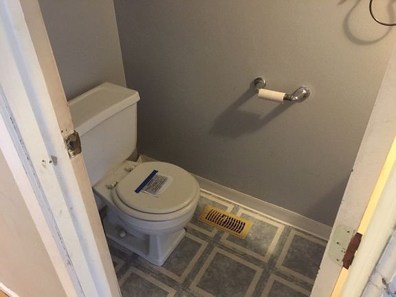 4th image of 7315 Winthrop Way Unit 7