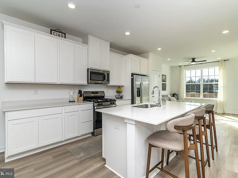 41 Barnes Way — Photo 20