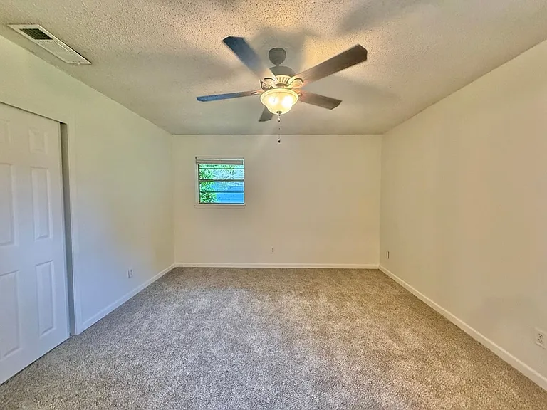 7618 Brookhollow Dr — Photo 12
