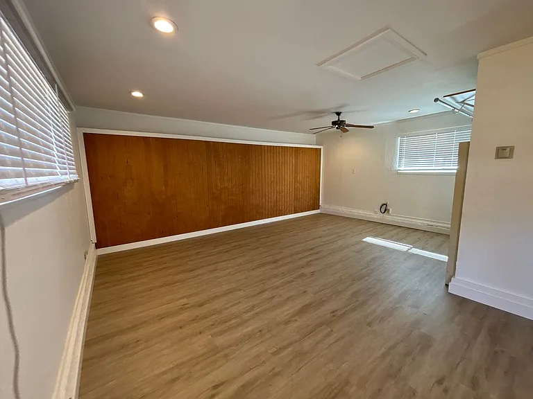 1419 Yolanda Ct — Photo 19