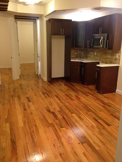 1st image of 817 Marcy Ave