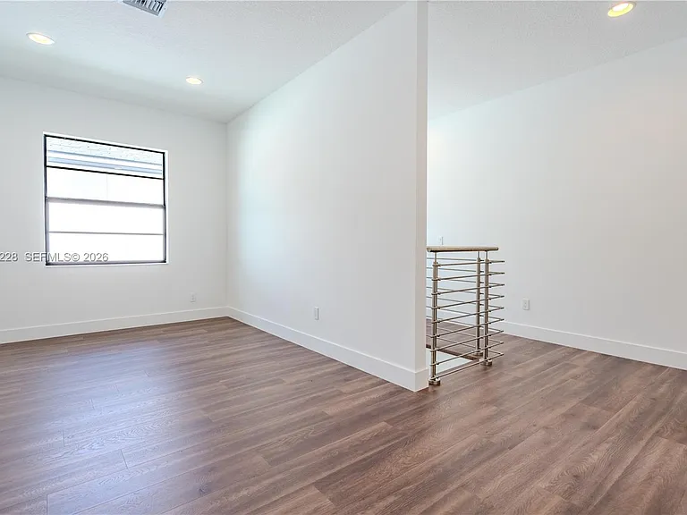 1427 SW 23rd St — Photo 51