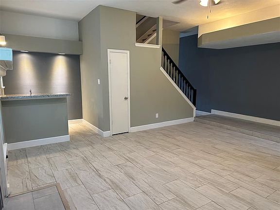 5th image of 4306 Field Meadow Dr