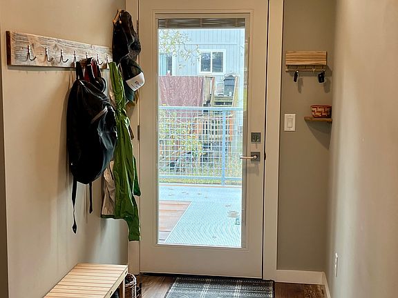 5th image of 245 N 7th St #6