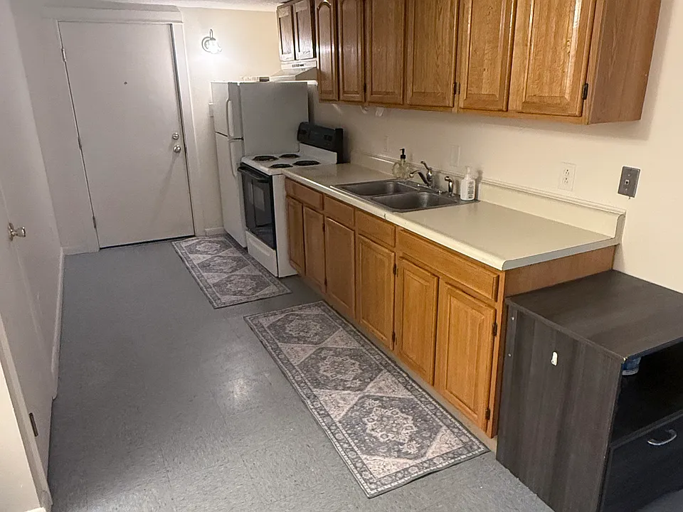 236 Genesee St #2