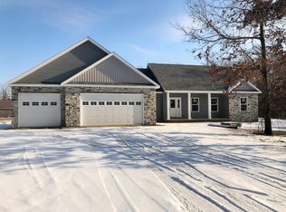 10517 Mattie Ln, Wheatfield, IN 46392