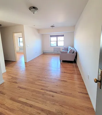 Rented by Voro, LLC | media 1