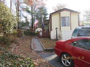 22 Ridgestone Dr, Hendersonville, NC 28792