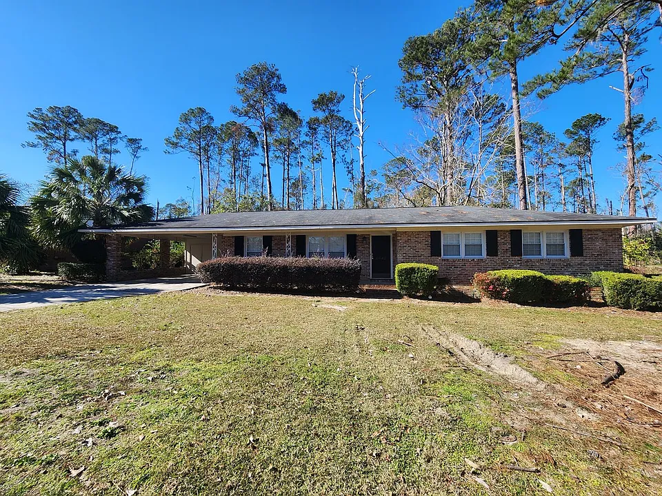 2502 Berkley Dr