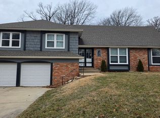 3412 Birchwood Dr, Kansas City, MO 64137