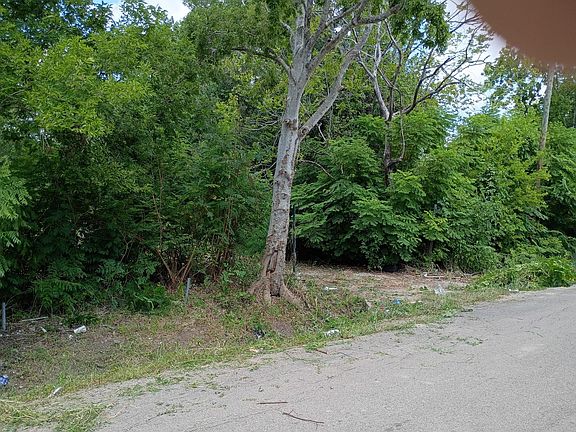 3rd image of 6418 Saint Augustine St