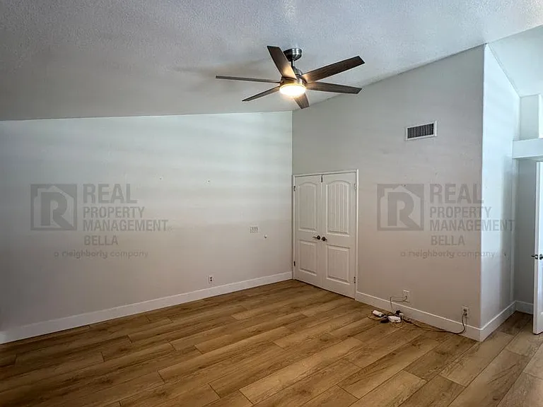 30882 Kiowa River Ct — Photo 49