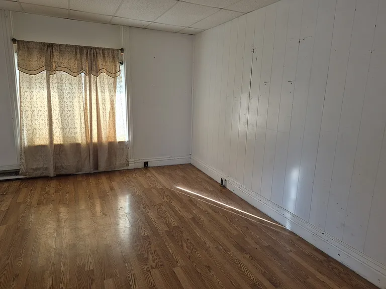 1203 Bank St #1203 — Photo 4
