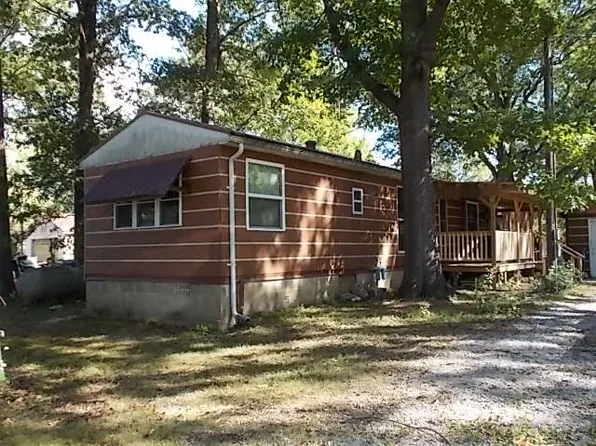 1060 N 650 East Rd, Tower Hill, IL 62571