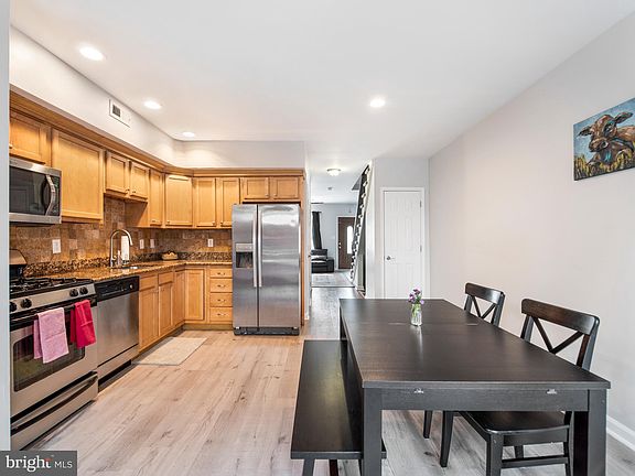 5th image of 1121 E Berks St