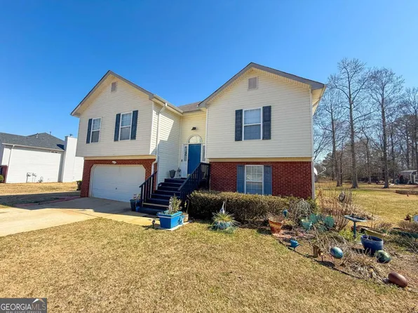 226 Saul Dr, Ellenwood, GA 30294