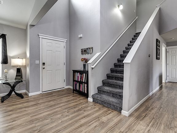 2nd image of 1140 S Palmetto Way