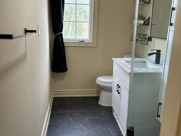 11 Humber Blvd #UPPER — Photo 16