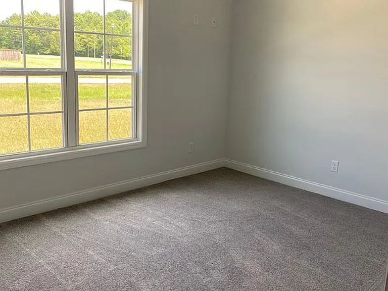 101 Bailey Cir — Photo 21