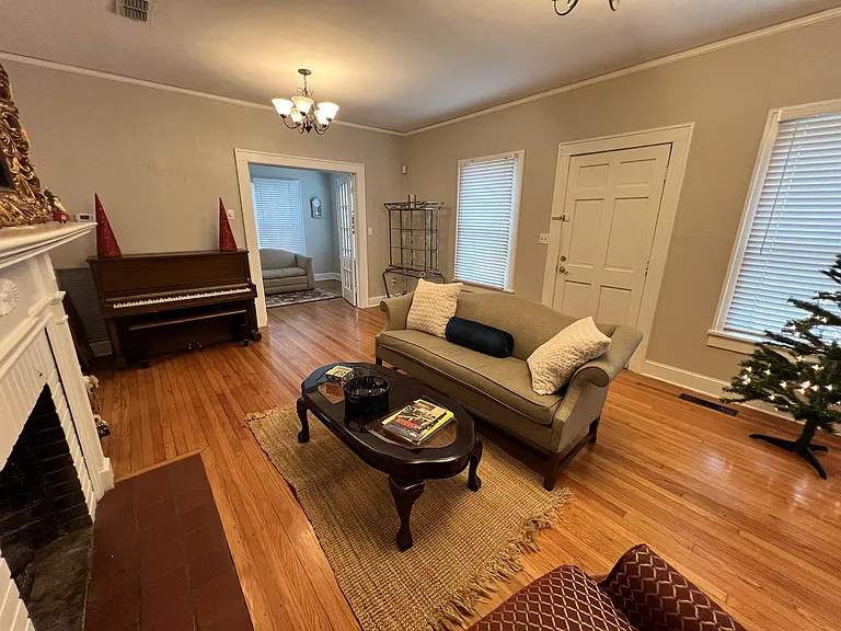 1313 N Gadsden St #2 — Photo 7