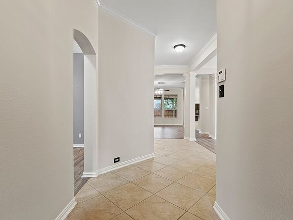 5th image of 1531 Bonham Pkwy