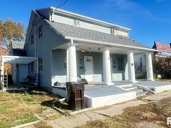 209 W Madison St, Rushville, IL 62681