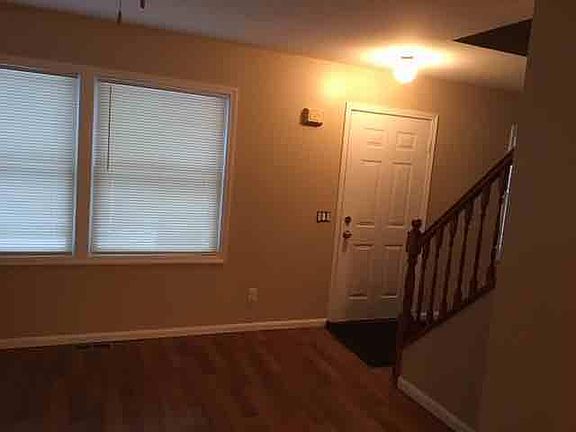 4th image of 1582 Jefferson Ave