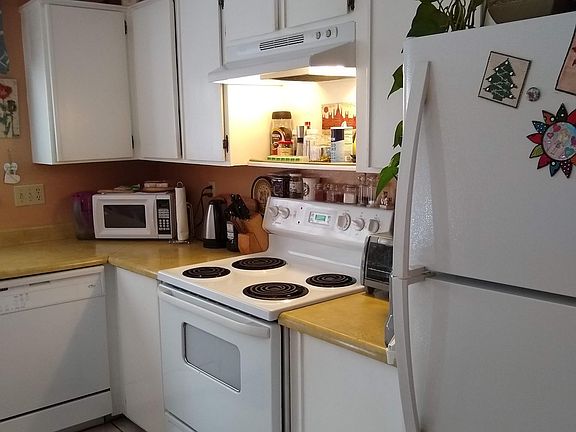 3rd image of 2448 Paradise Village Way