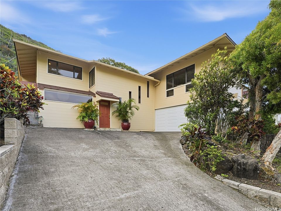 1st image of 367 Mamaki St
