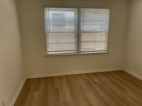 4th image of 415 W Alameda Ave #415B