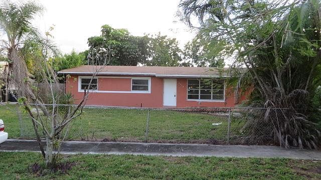 1st image of 4970 NW 180th Ter