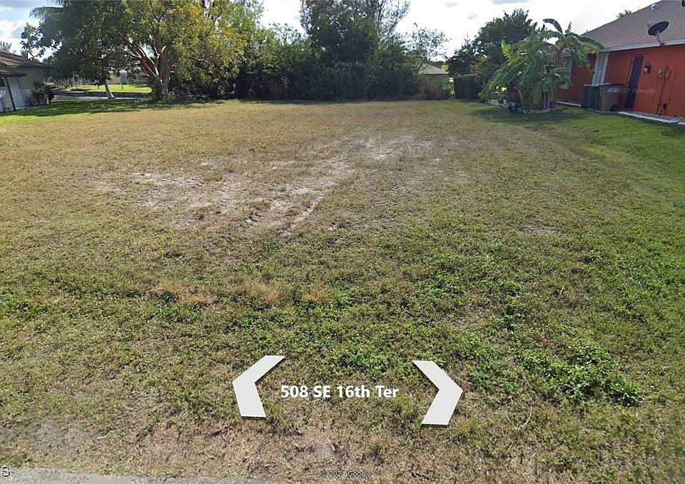 1st image of 508 SE 16th Ter