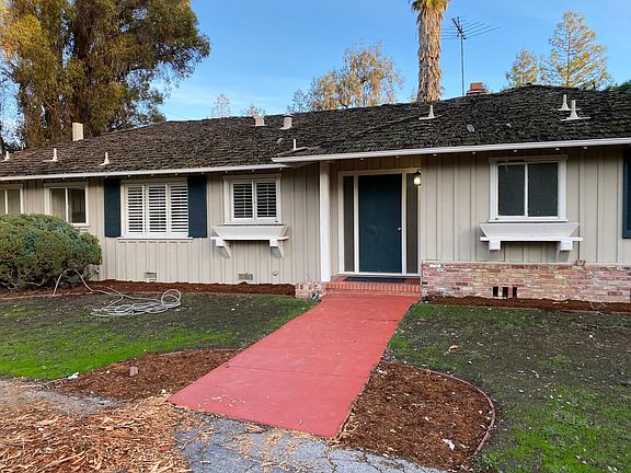 2nd image of 301 Fletcher Dr