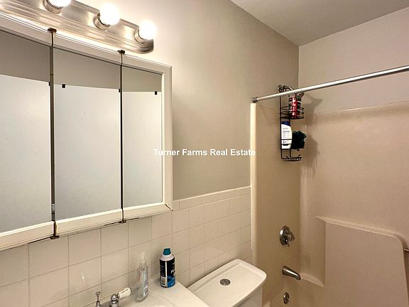 3rd image of 92 Hammond St APT 5F