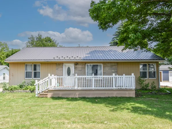 402 Division St, Union City, MI 49094
