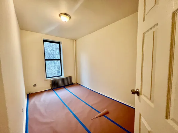 361 5th Avenue image 8 of 15