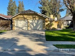 3764 W Beechwood Ave, Fresno, CA