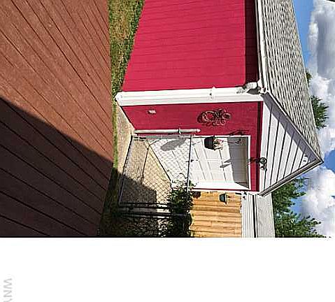 5th image of 604 Saint Lawrence Ave
