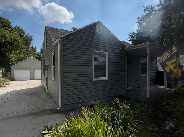 54208 Ironwood Rd, South Bend, IN 46635
